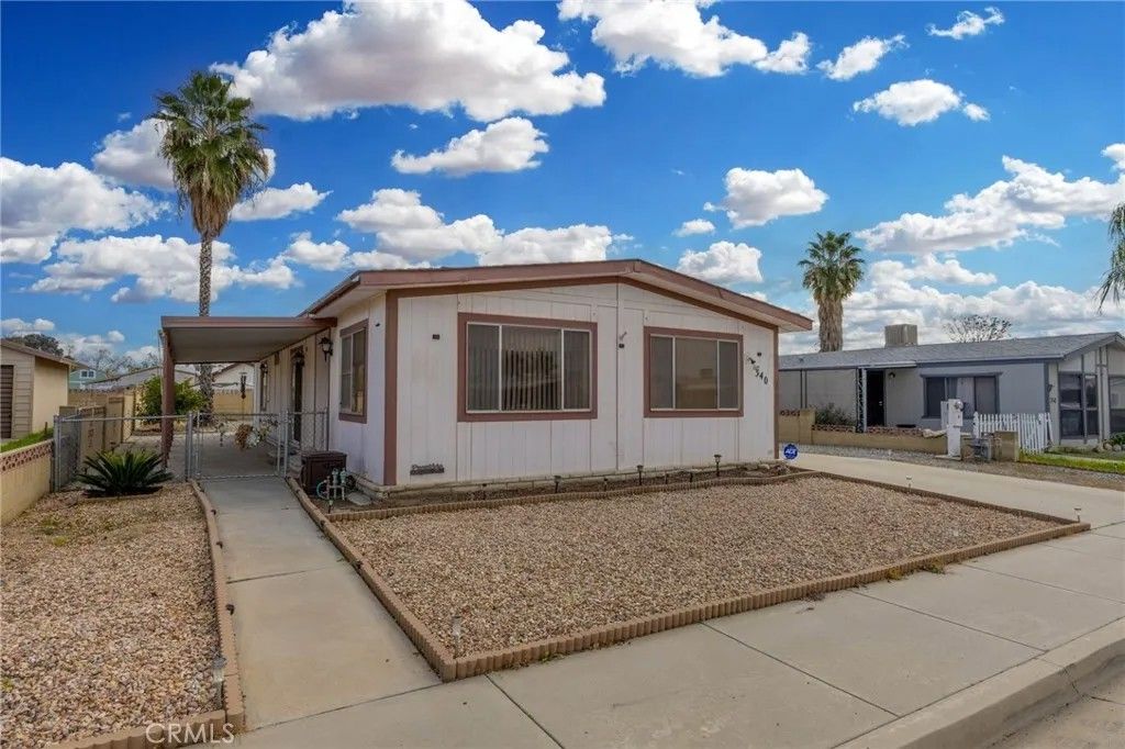 Photo of 340 Potrero Street, San Jacinto, CA 92582 (MLS # IG26017540)