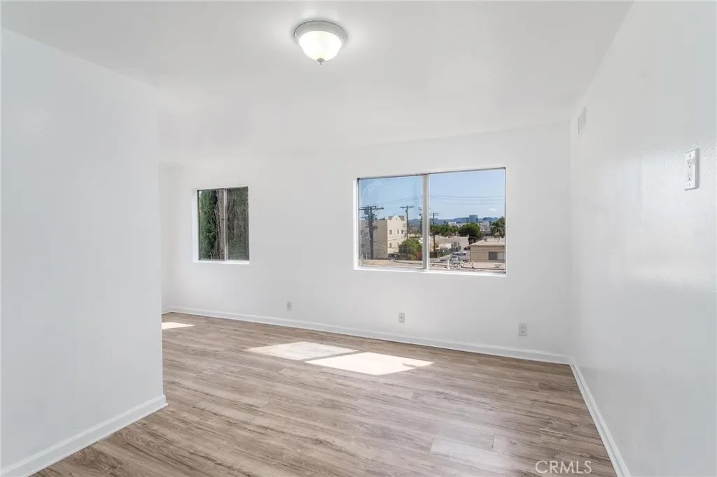 7254 Vassar Ave 308