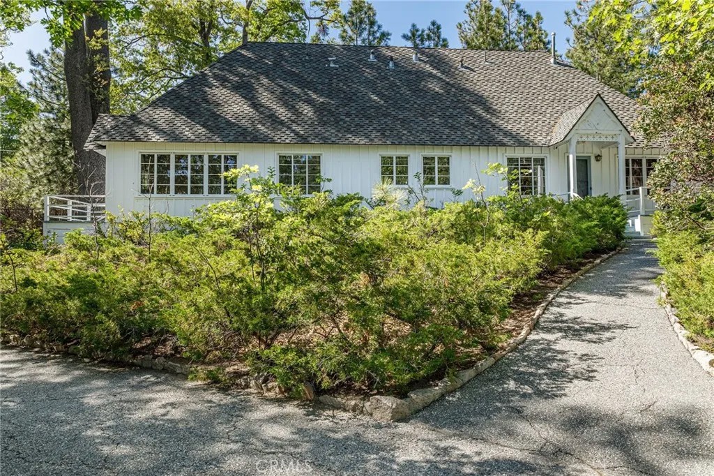 28641 North Shore Road