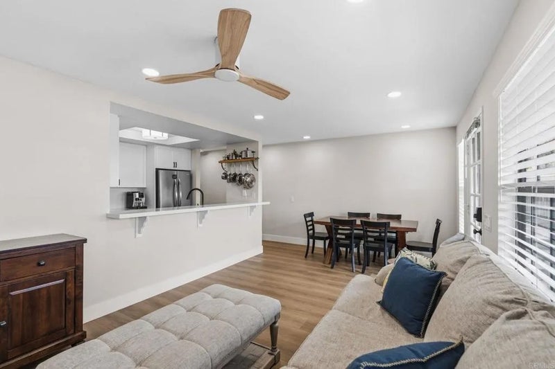 3961 Hortensia Street H10
