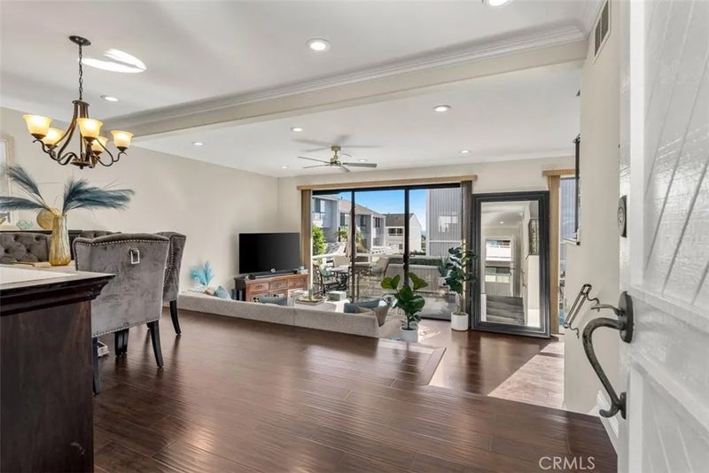207 Columbia