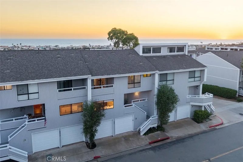 207 Columbia