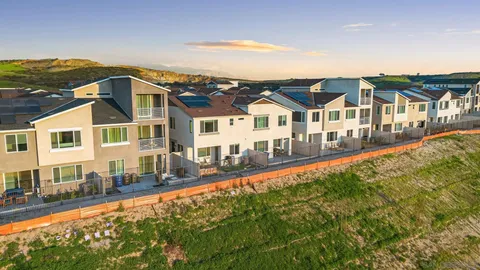 2158 Tributary Dr Unit 1, Chula Vista, CA 91913 - #: 2600938