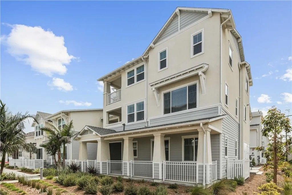 Photo of 2392 Haley Point Drive #104, Ventura, CA 93003 (MLS # IV25247191)