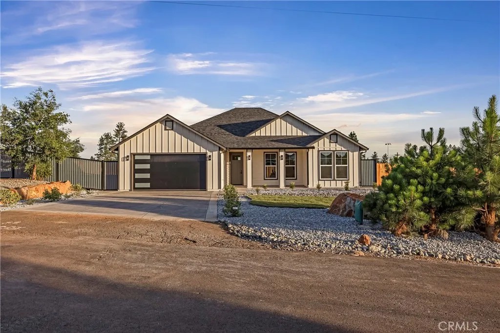 1095 Fairview Drive