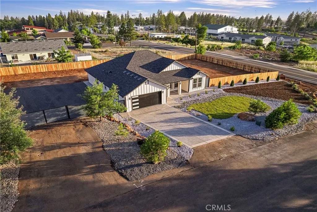 1095 Fairview Drive