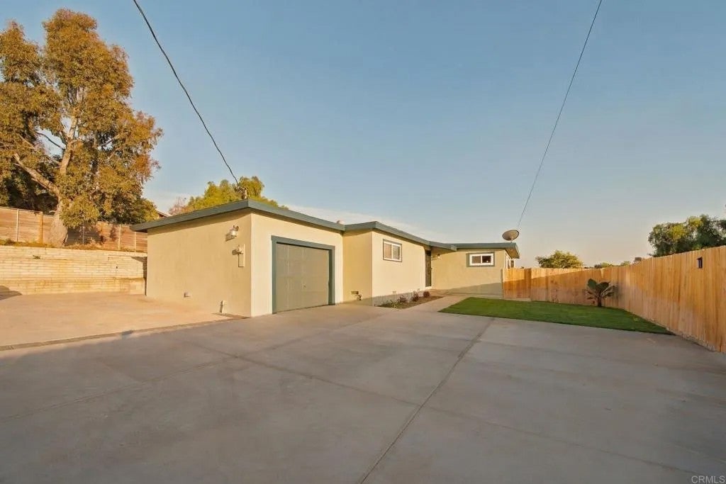 2628 Fenton Pl
