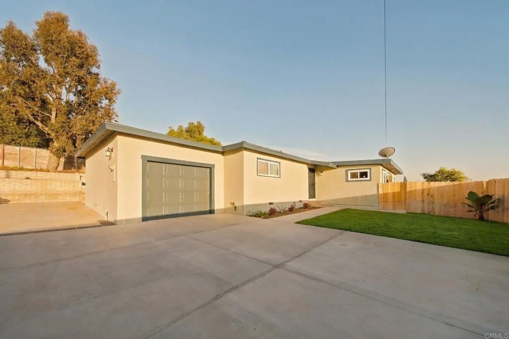 2628 Fenton Pl