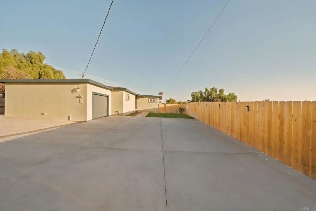 2628 Fenton Pl