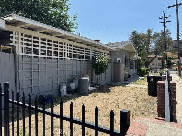 2132 Lincoln Park Avenue