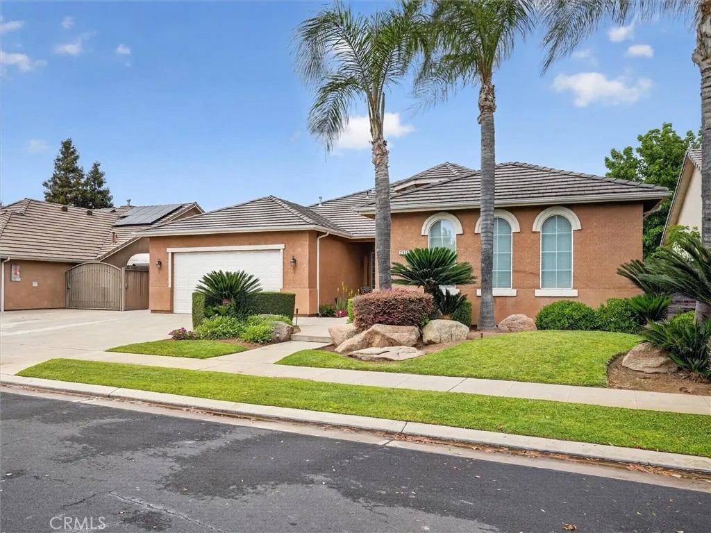 2927 Browning Avenue