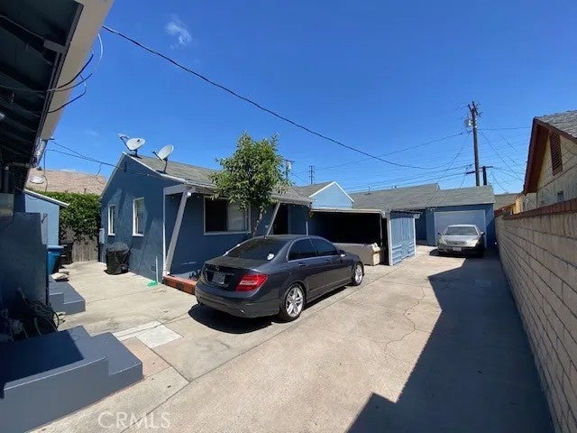 4957 E 59th Place