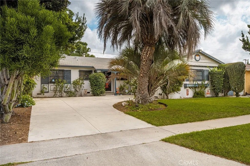 927 S Laurel