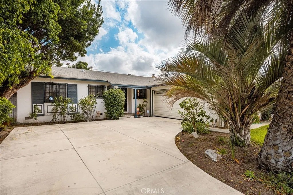 927 S Laurel