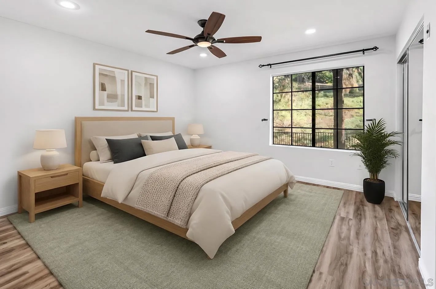 12007 Alta Carmel 331