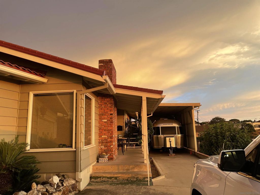 Photo of 8055 Cinnabar Dr, La Mesa, CA 91941 (MLS # 260003201)