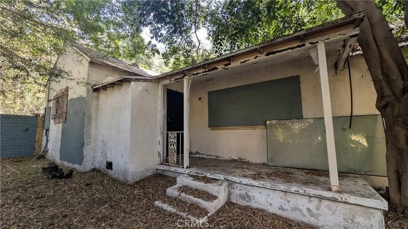 2200 Nichols Canyon