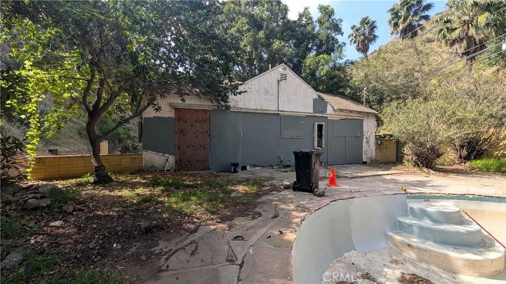 Photo of 2200 Nichols Canyon, Los Angeles, CA 90046 (MLS # PF26073925)
