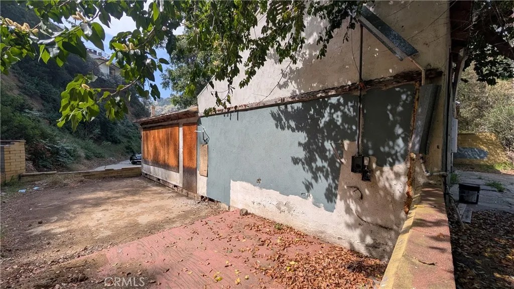 2200 Nichols Canyon