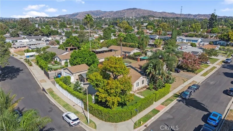 11201 Petit Avenue