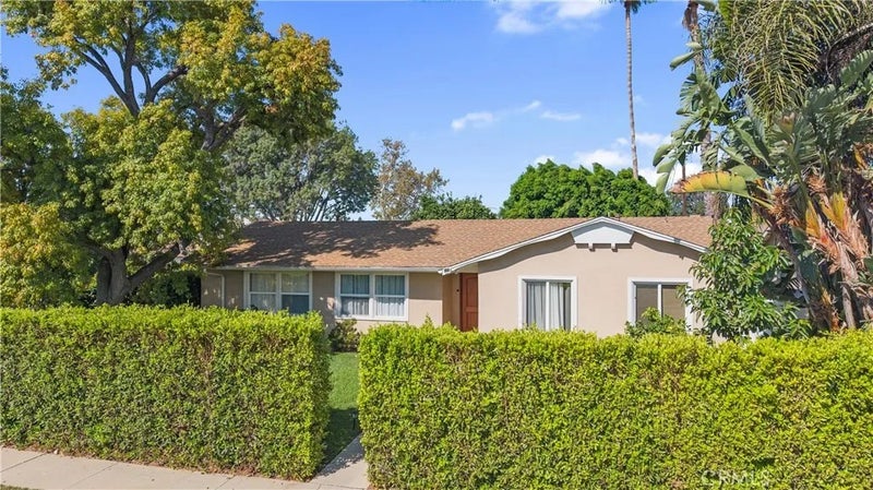 11201 Petit Avenue