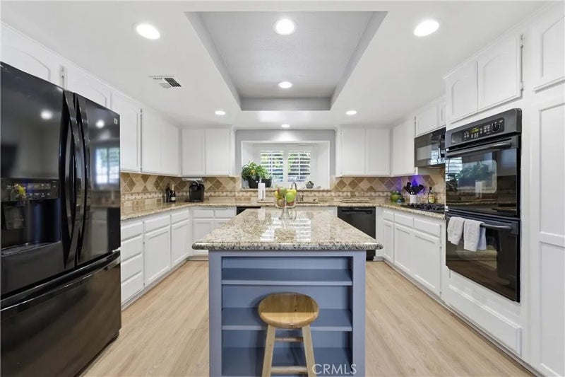 2837 Ash Glen
