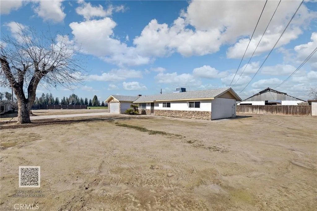 Photo of 17316 Brimhall Rd, Bakersfield, CA 93314 (MLS # PI26021133)