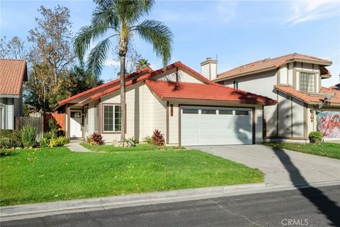 1254 W Van Koevering Rialto CA 92376