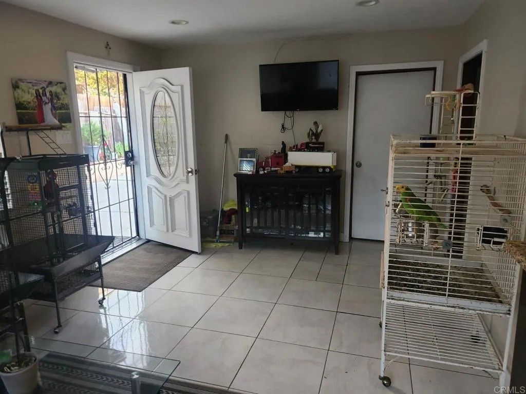 Photo of 520 W California Ave, Vista, CA 92083 (MLS # PTP2601697)