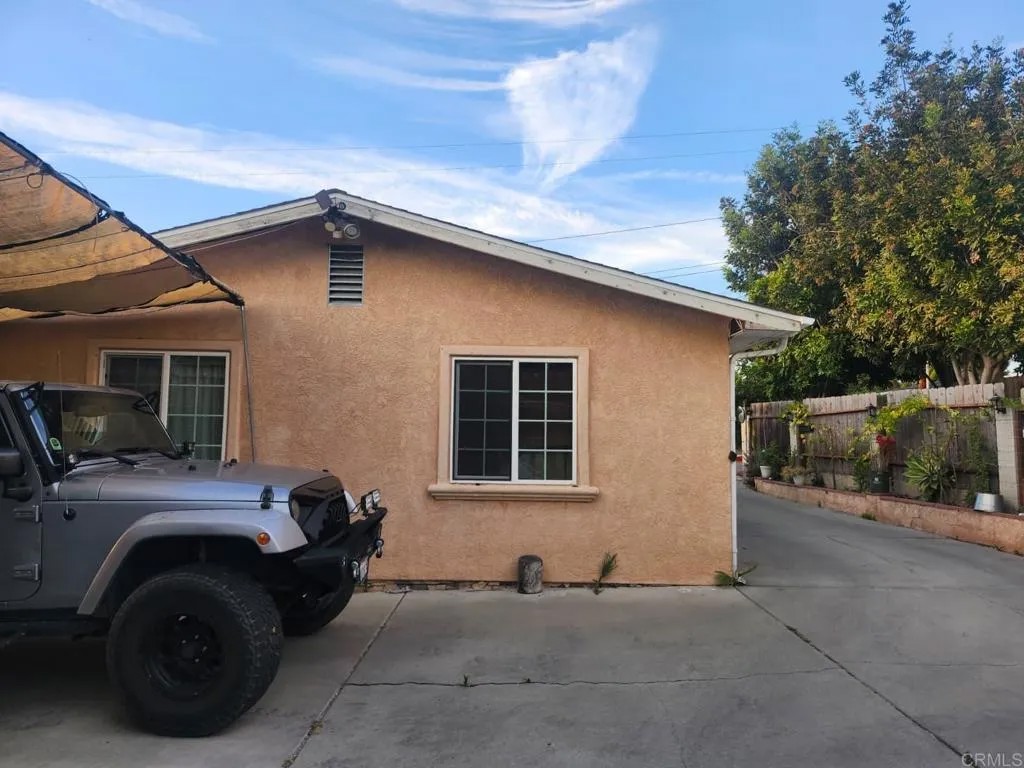 520 W California Northeast