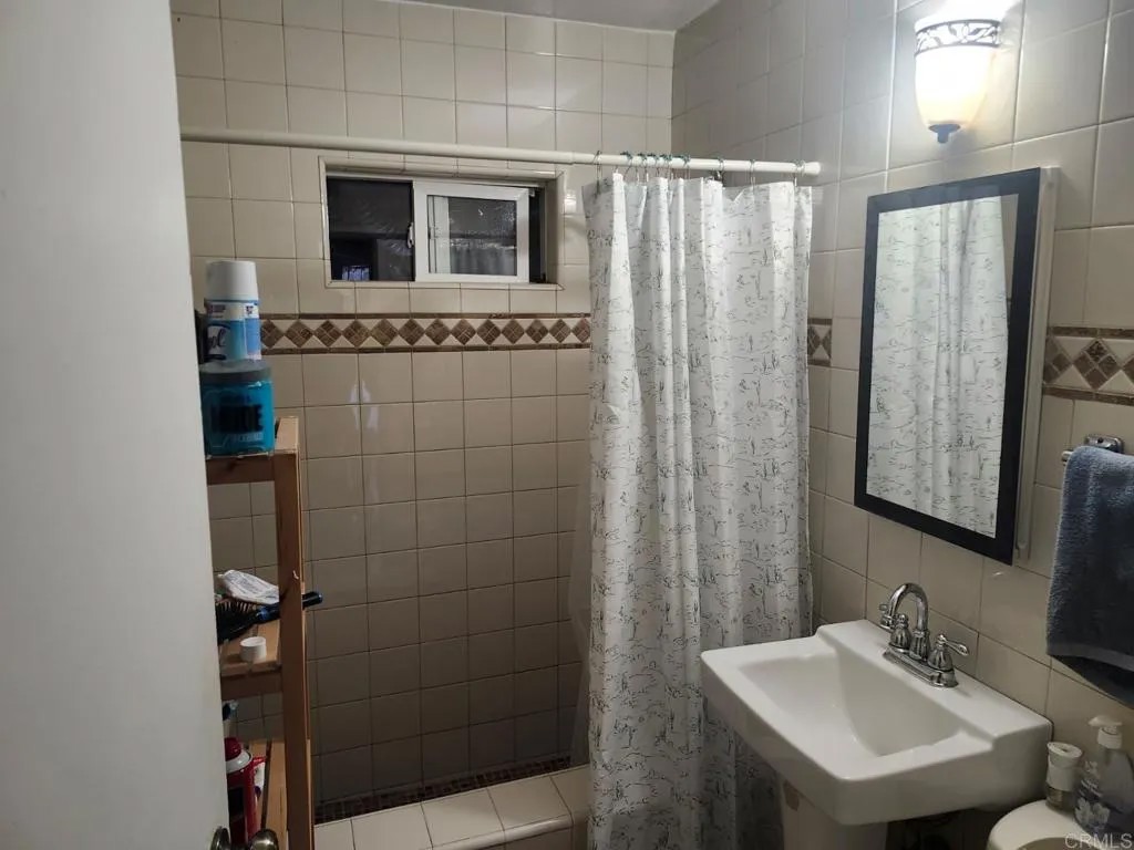 520 W California Northeast