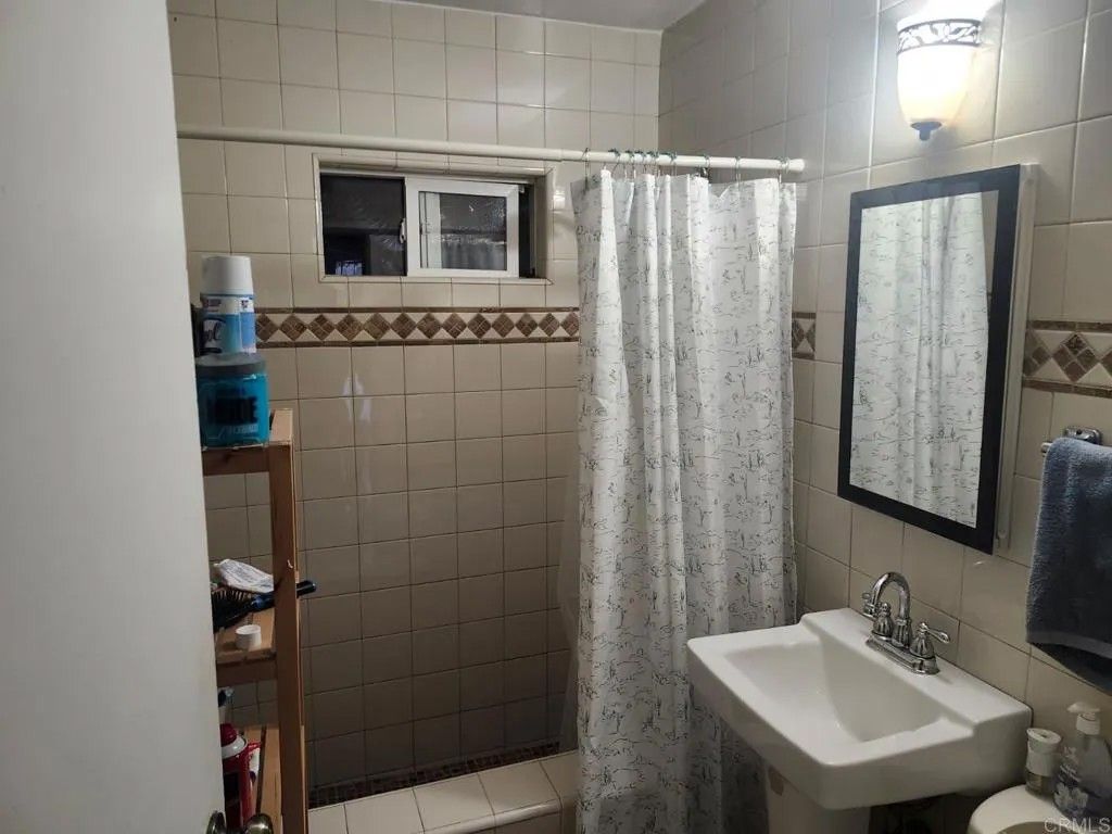 Photo of 520 W California Ave, Vista, CA 92083 (MLS # PTP2601697)