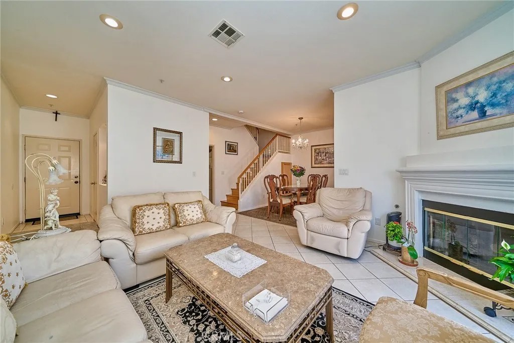 9008 Primavera Lane
