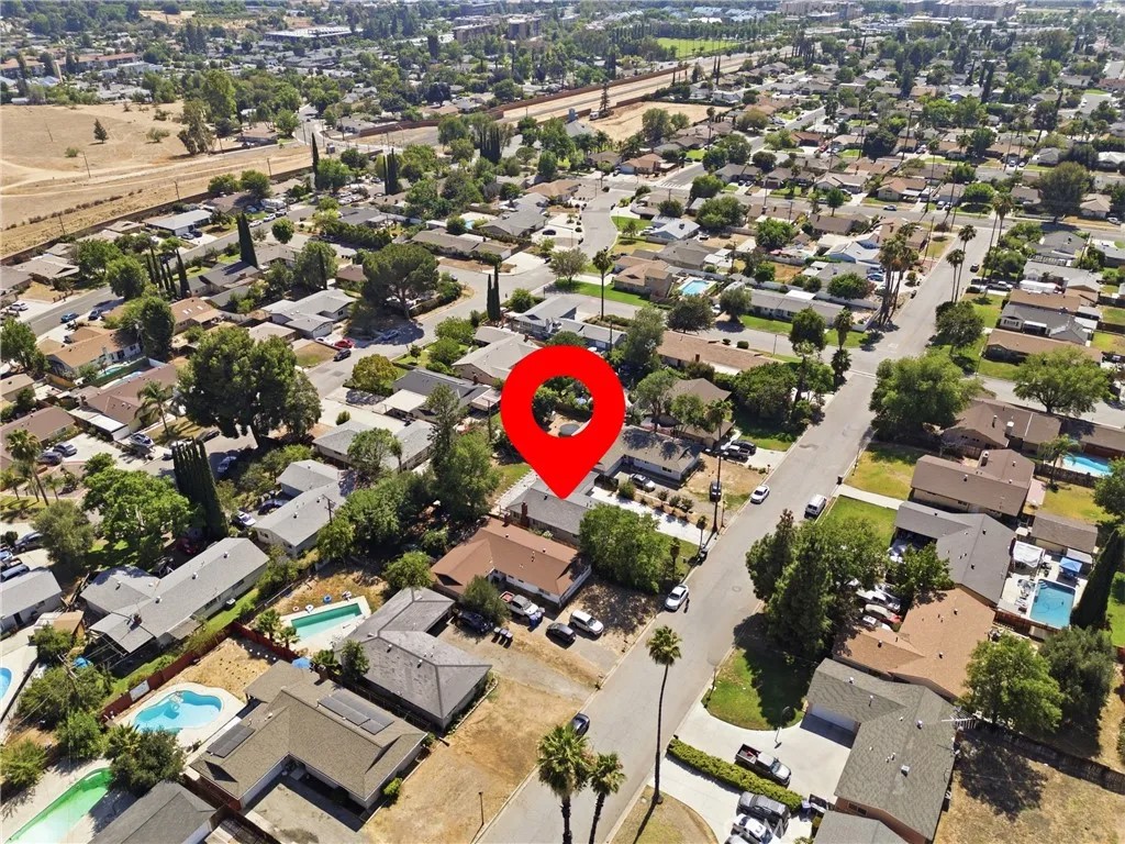 222 Green Oaks