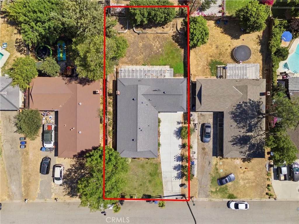 222 Green Oaks
