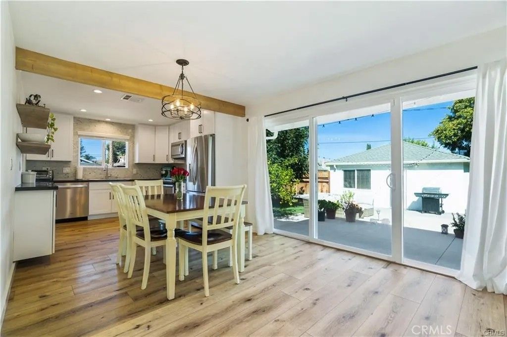 Photo of 23055 Gilmore St, West Hills, CA 91307 (MLS # SR26038841)