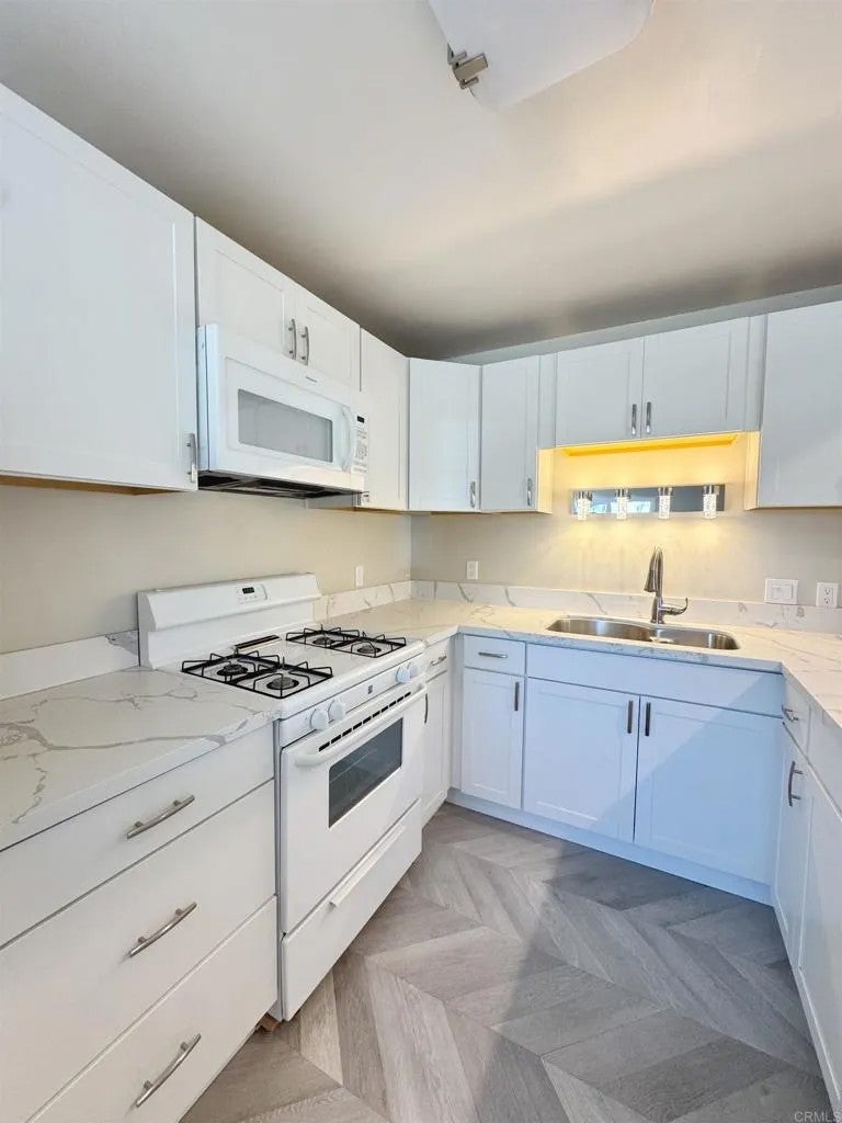 2115 Wightman St.