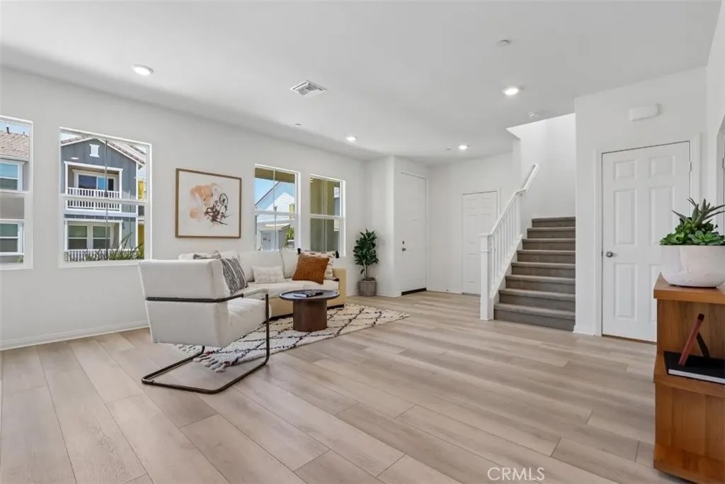 4295 S Hermosa Paseo