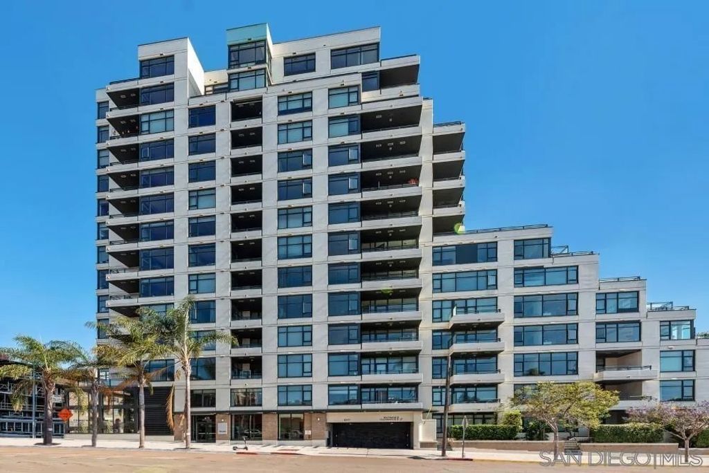 Photo of 475 Redwood St #204, San Diego, CA 92103 (MLS # 260002607)