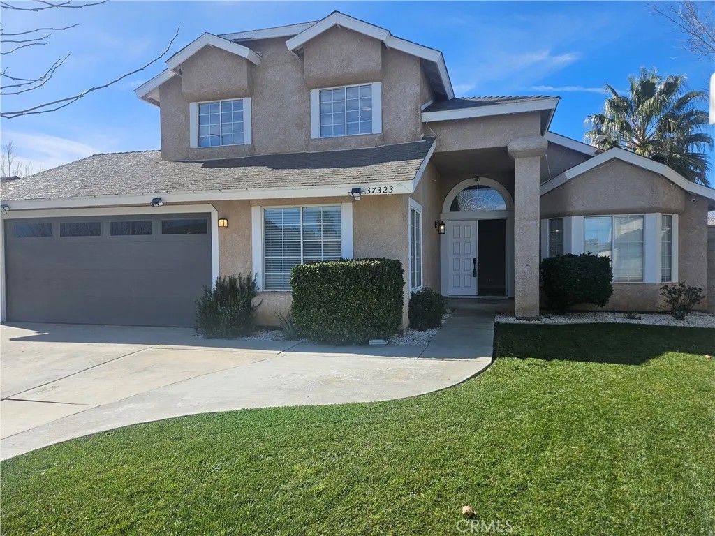 Photo of 37323 Daybreak Street, Palmdale, CA 93550 (MLS # SR26027874)