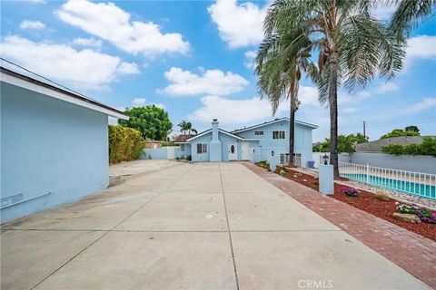 Tiny photo for 1623 N Vallejo Way, Upland, CA 91784 (MLS # OC26047150)