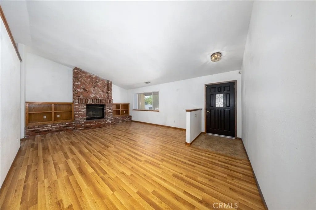 15532 Larch