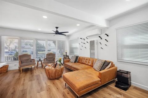 Tiny photo for 306 Avenida Cabrillo, San Clemente, CA 92672 (MLS # OC25247027)