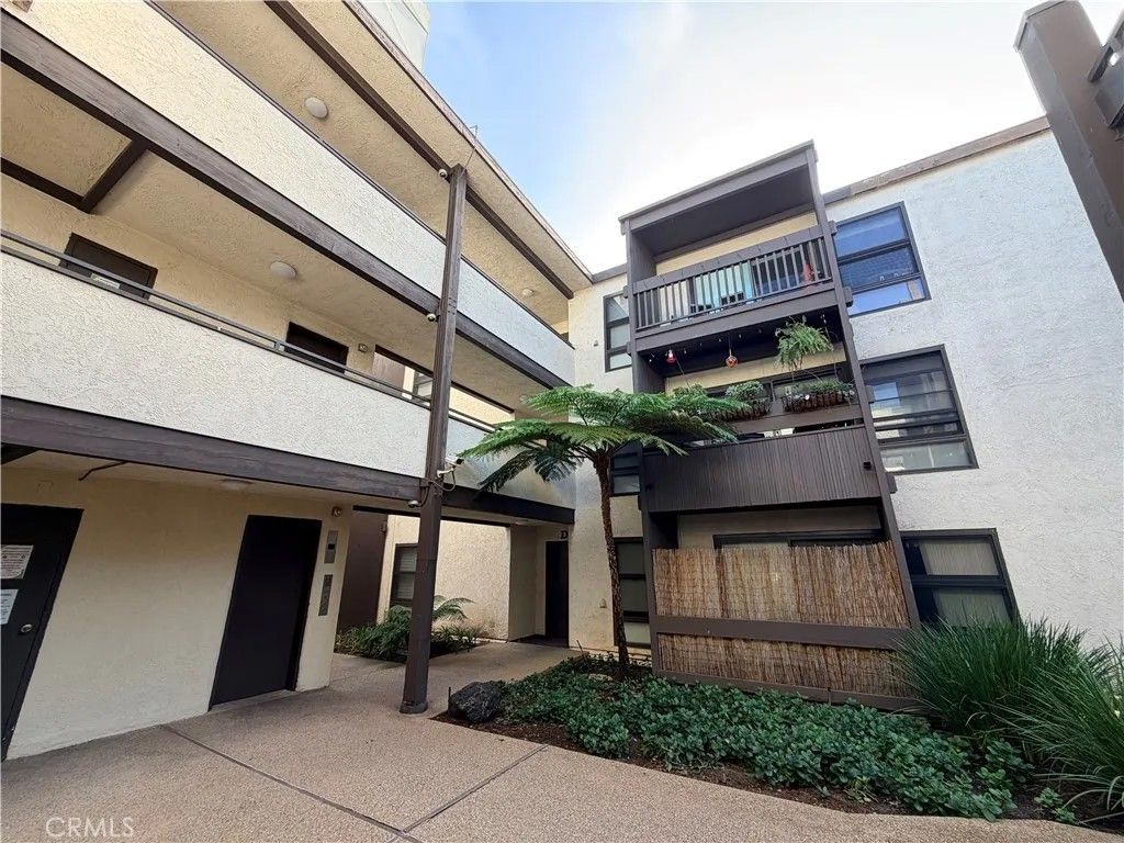 Photo of 7742 Redlands Street #D2051, Playa Del Rey, CA 90293 (MLS # SB25279465)