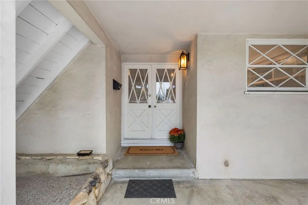 18619 Nordhoff
