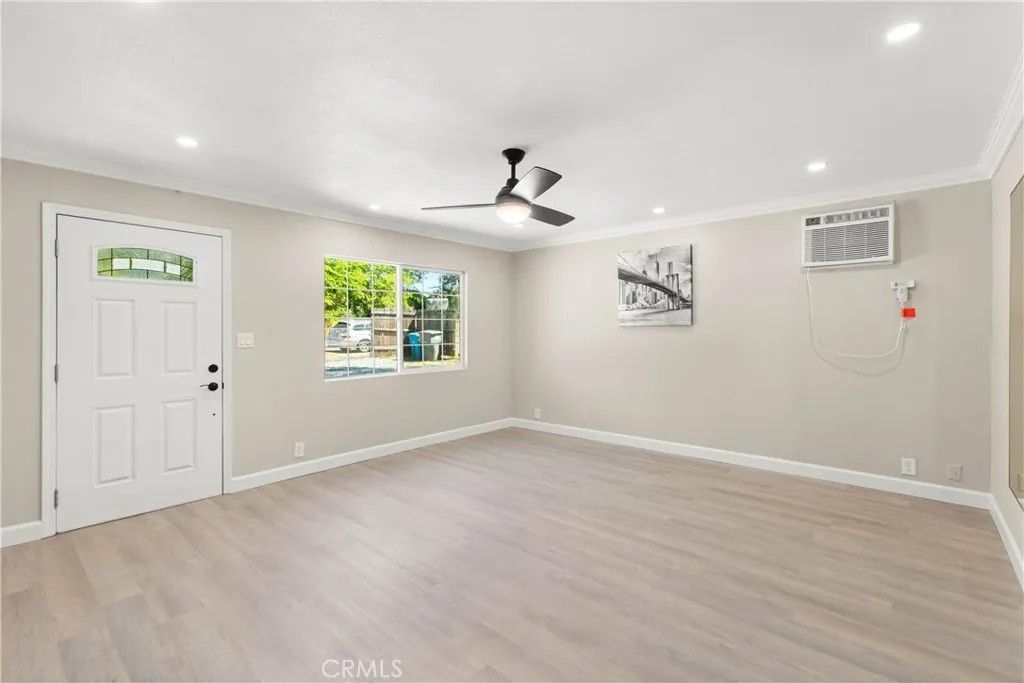 4936 Lower Wyandotte