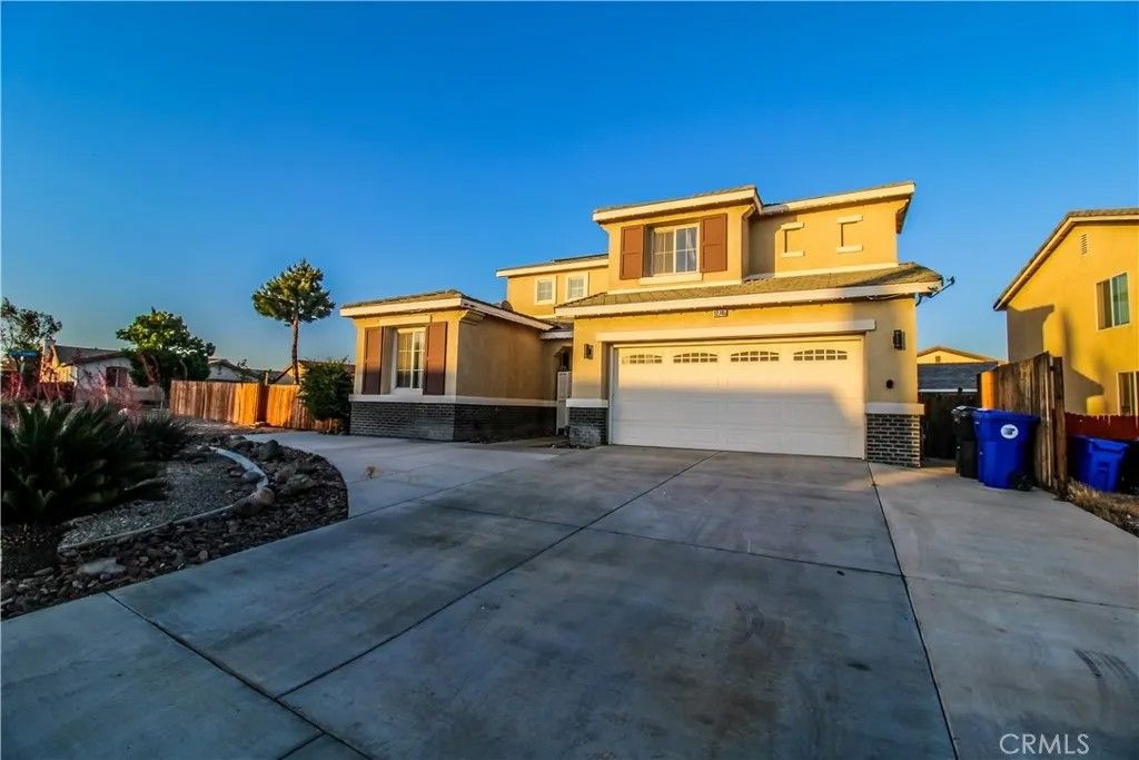 Photo of 12745 High Vista, Victorville, CA 92395 (MLS # HD26094324)