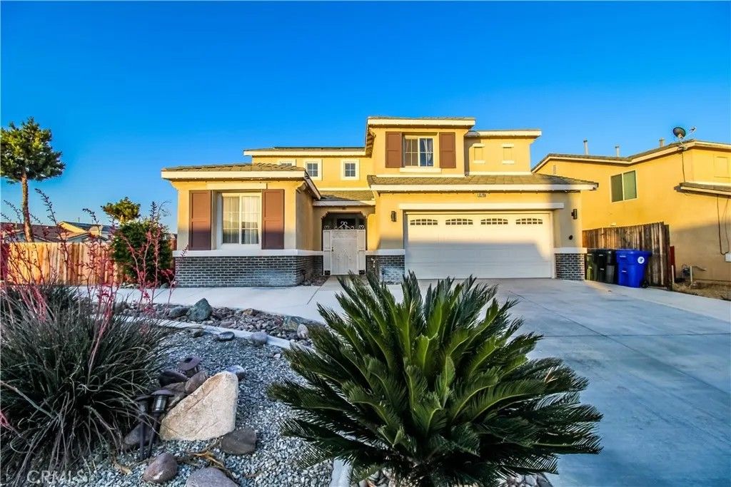 Photo of 12745 High Vista, Victorville, CA 92395 (MLS # HD26094324)