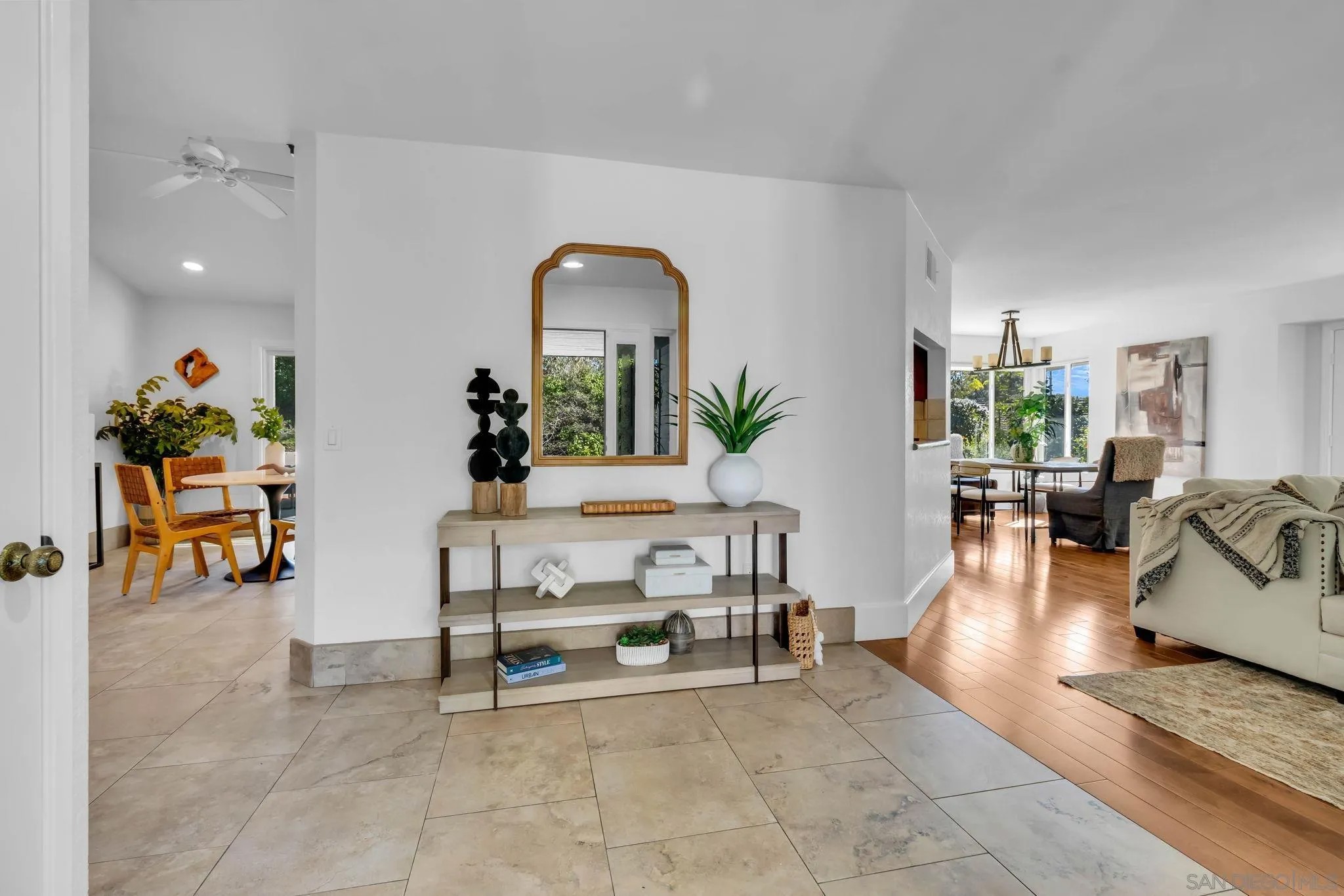 2087 Granite Hills Dr