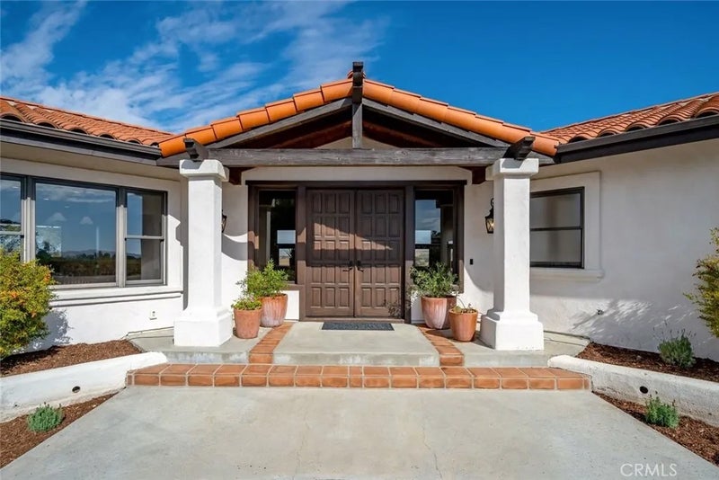 5675 Iron Gate